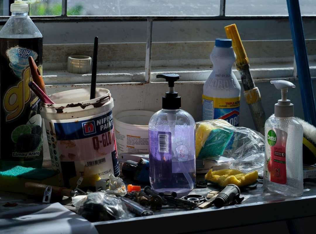 household cleaning tools